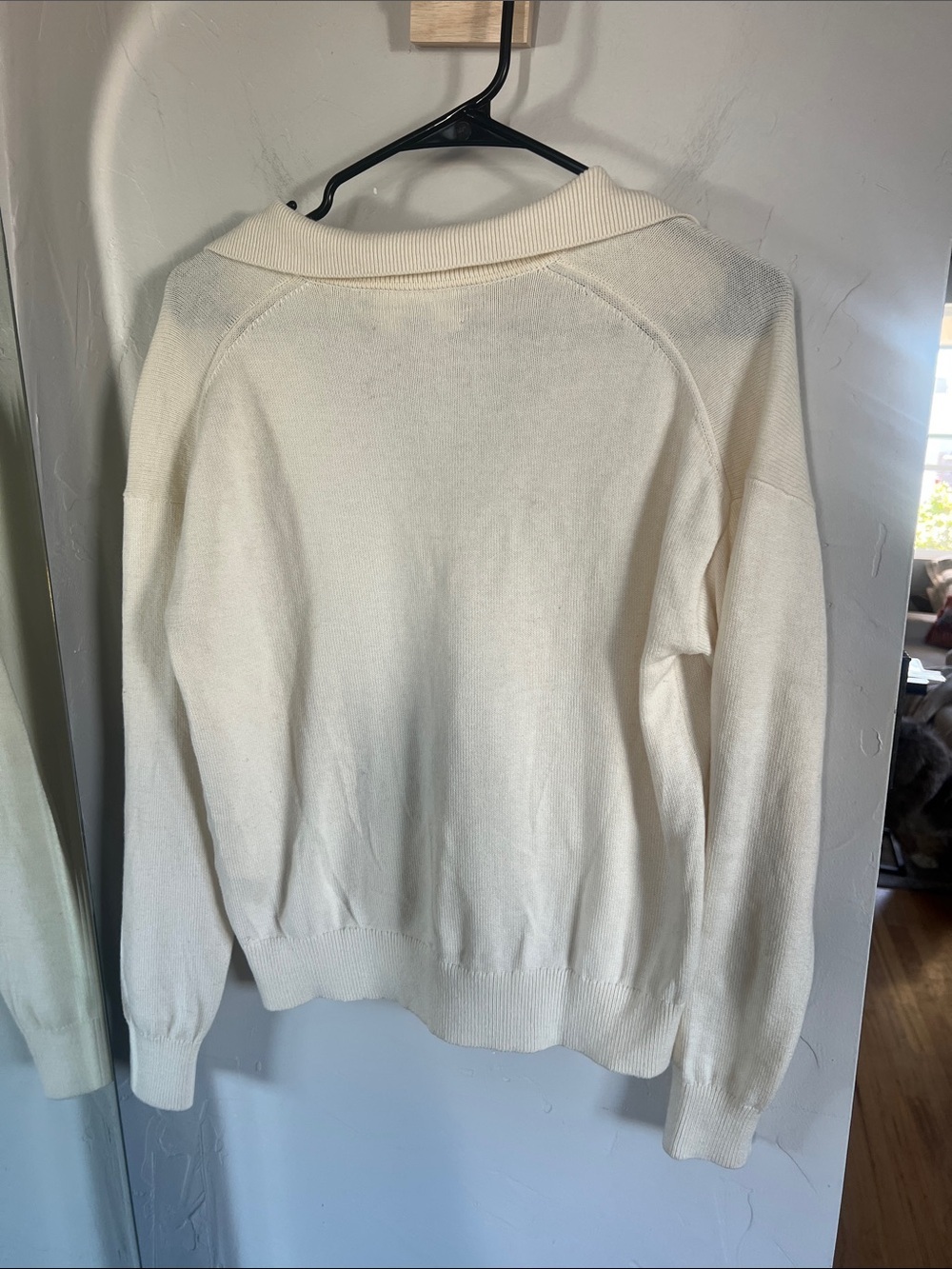 Wilfred Aritzia Cream Collared V-Neck Knit Sweater wool and cotton - Picture 5 of 5